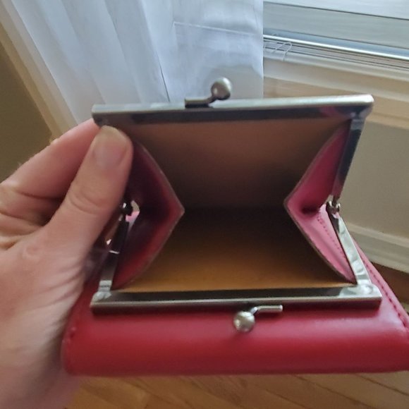 Patricia Nash Reiti Wallet - Picture 4 of 5